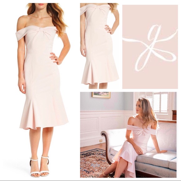 Gal Meets Glam Dresses & Skirts - Gal Meets Glam Off the Shoulder Scuba Crepe Dress